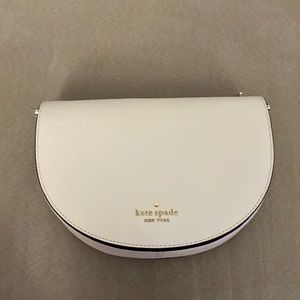 Kate Spade Leather Crescent Crossbody Bag NWOT